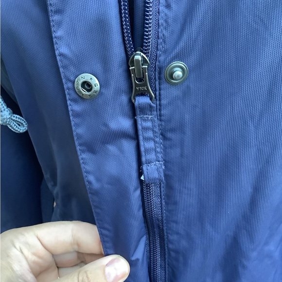 Waterproof Columbia jacked ☔️☔️ - Picture 6 of 11